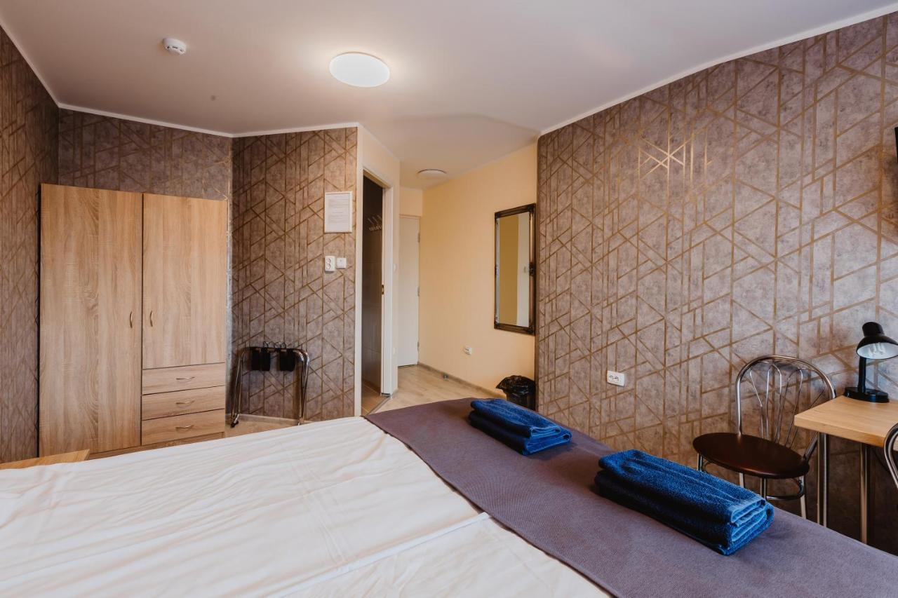 Aleksandri Hotel Tartu Exterior photo